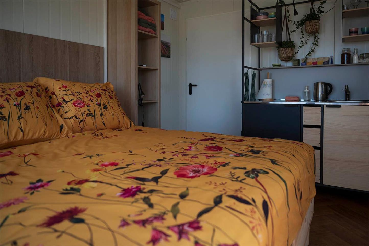Bloem & Bed Bed & Breakfast 't Zand Ngoại thất bức ảnh